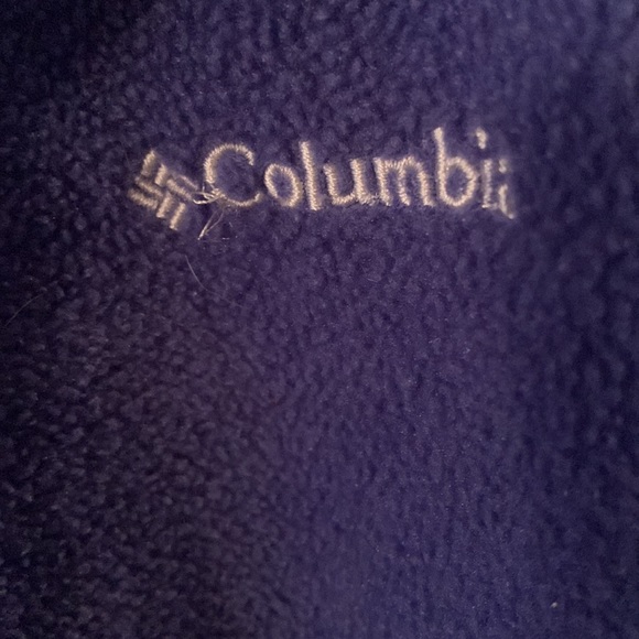 Columbia blue fleece jacket w/2 front & 2 inside pockets 1x. One small flaw-logo - Picture 5 of 13